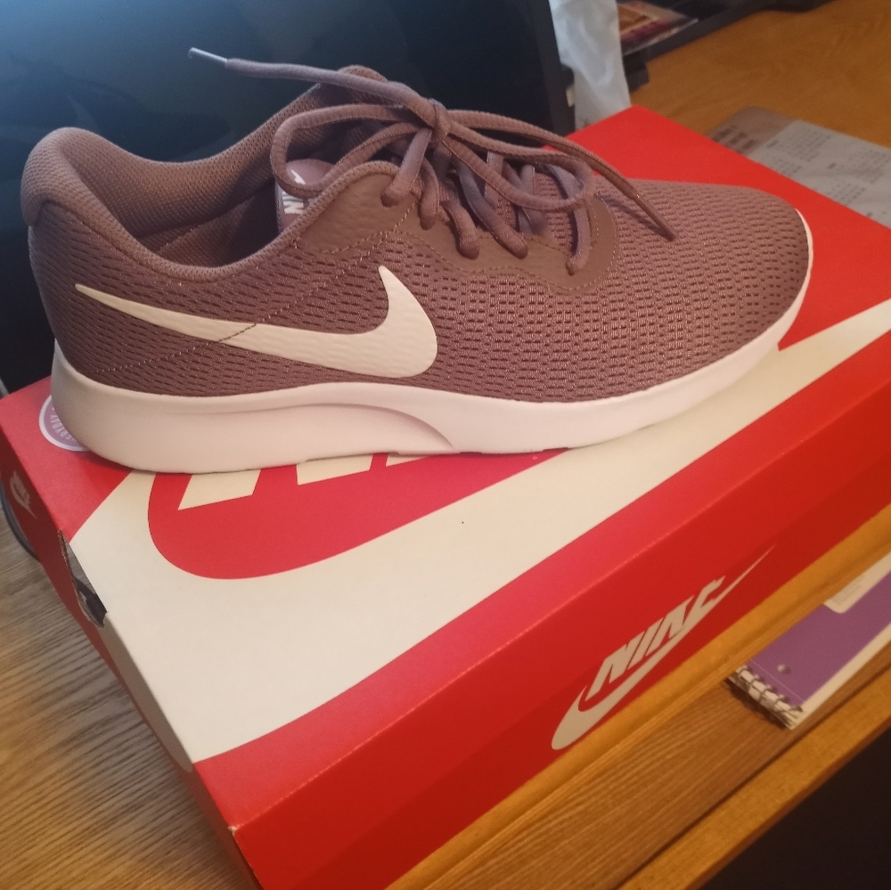 Women Nike